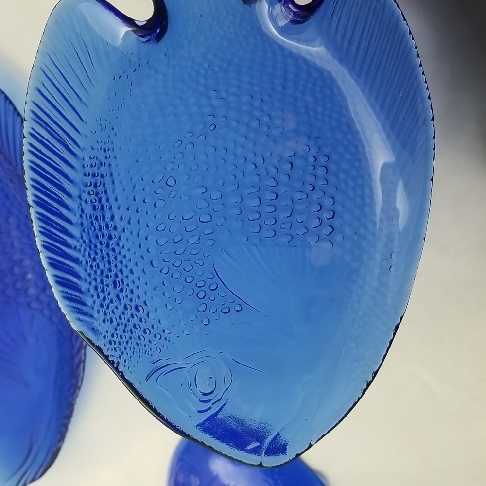 Arcoroc France Poisson Saphir Fish Plates - Picture 4 of 13